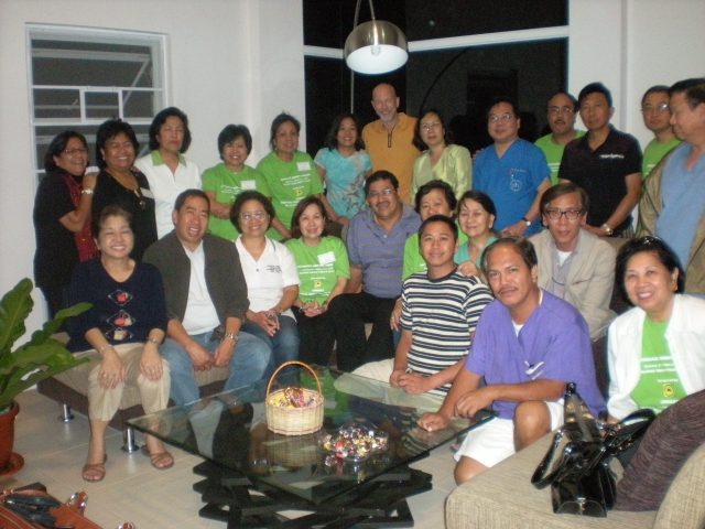 The group had a wonderful dinner at the beautiful home of Dr. Linda and Custom Deputy Comissioner Rey Umali in Bungabong. Dr. Linda was the coordinator in Roxas. She also provided board and lodging to the Cataract Team of 12. It was a pleasure working wit