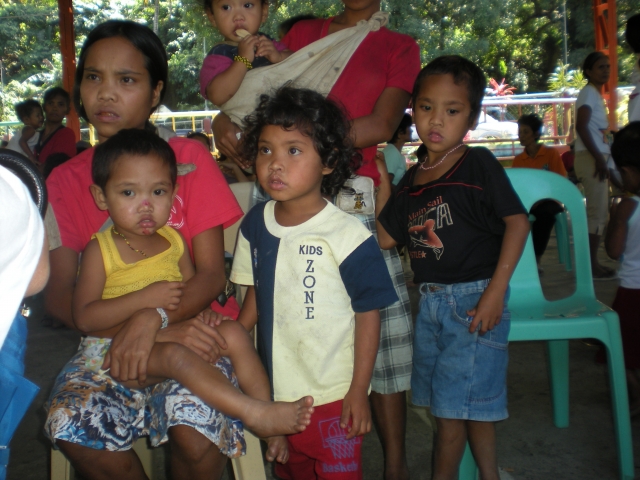 Mangyans from the upland of Puerto Galera came down to see a doctor.  